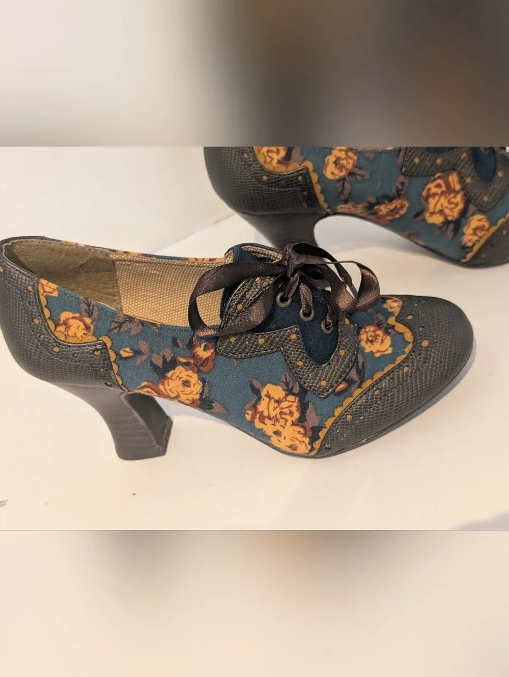 Ruby Shoo Sz.5 Daisy Retro Brogue Style Heels